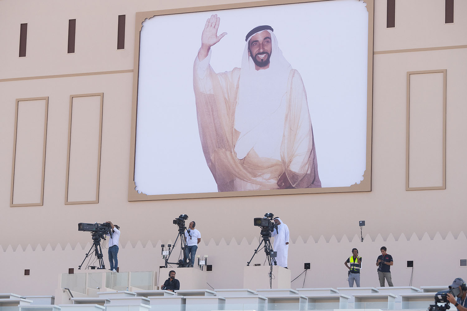 al-wathba-tribal-parade-large-screen-sheikh-zayed-2023