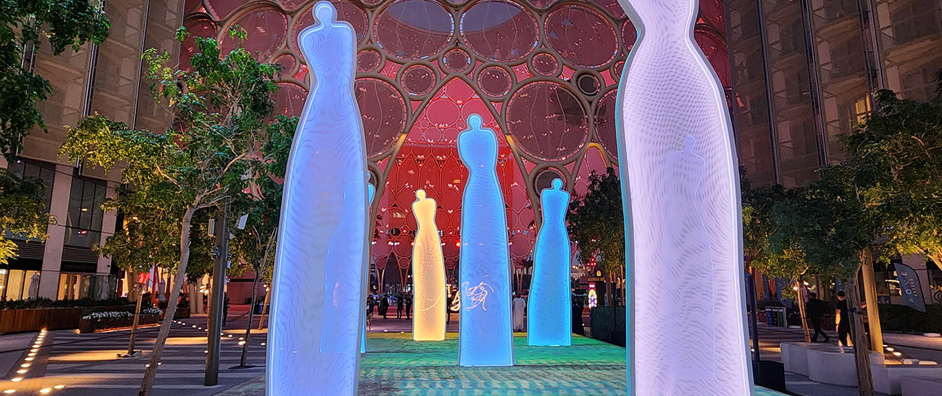 dubai-light-art-festival-diamond-sculpture-daytime-al-wasl-dome-view