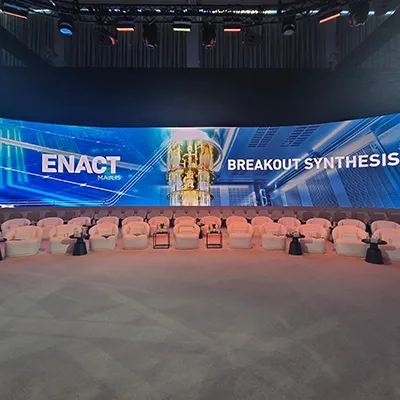 enact-majlis-breakout-synthesis-curved-led-lighting-uae.webp