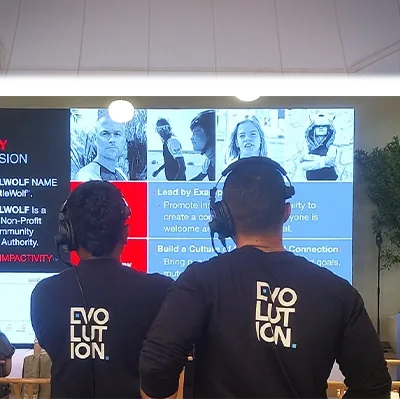 evolution-technical-crew-headsets-led-screen-monitoring-dubai-uae-event-production.webp