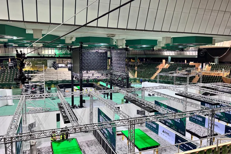 evolution-technical-pool-snooker-championship-avl-rigging-installation