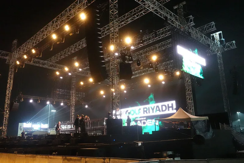 liv-golf-riyadh-2025-stage-flame-effects