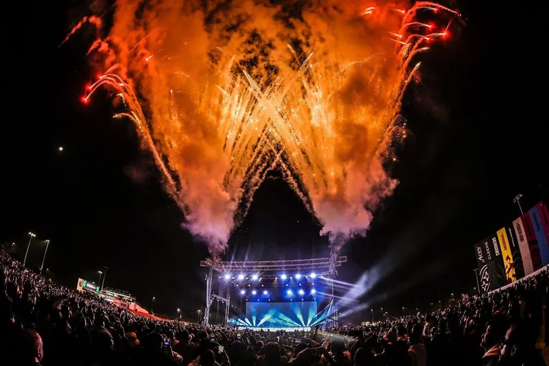 liv-golf-riyadh-2025-concert-fireworks-display