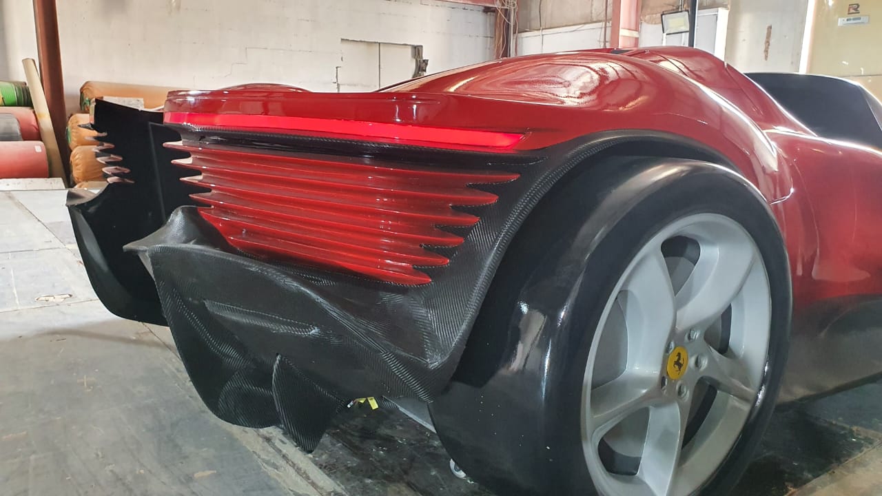 ferrari-sp3-daytona-rear-carbon-diffuser-taillight-2023