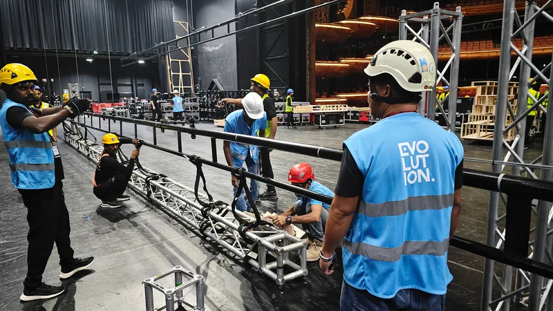 hipa-awards-dubai-truss-assembly-team-2023