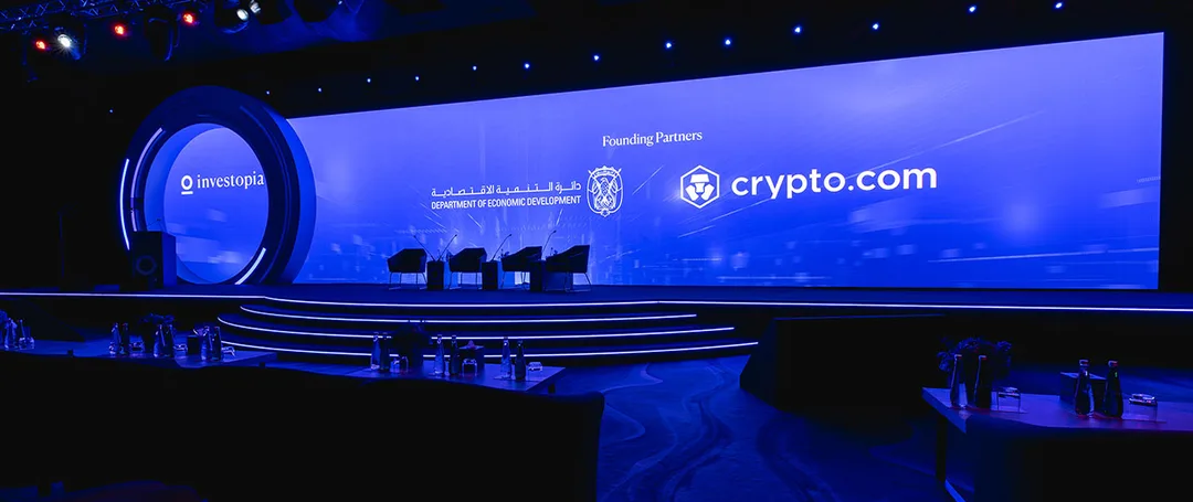 investopia-2023-abu-dhabi-main-stage-led-screen