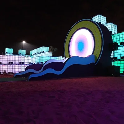 led-cube-structures-night-brand-activation-uae