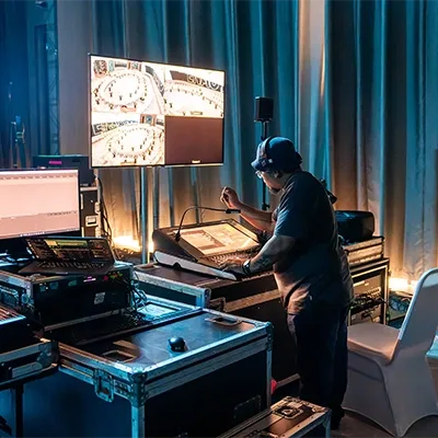 lighting-operator-console-multi-camera-view-uae