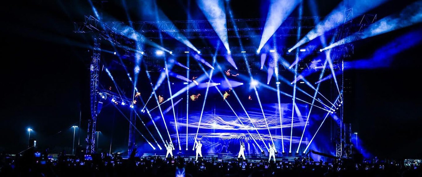 liv-golf-riyadh-2025-blue-concert-stage-header