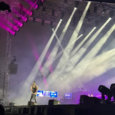 live-concert-performance-stage-beam-lighting