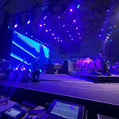 live-concert-stage-lighting-led-screens