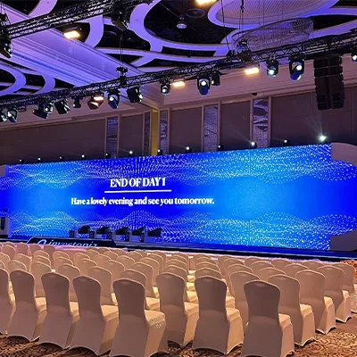 live-event-led-stage-screen-investopia-end-of-day.webp