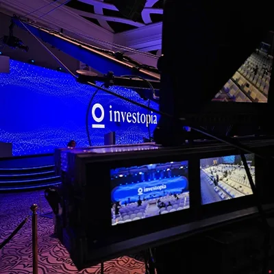 live-event-video-camera-investopia-conference-ar.webp
