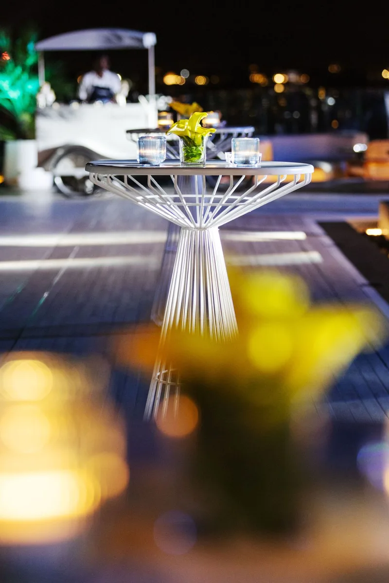 looking-glass-safina-cocktail-table-decor-2024