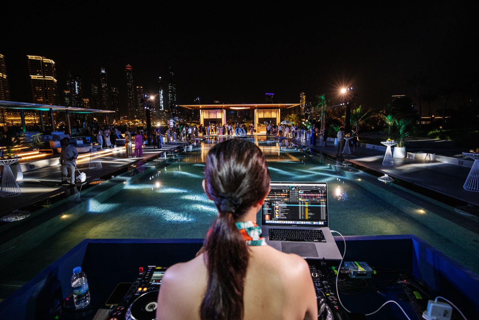 looking-glass-safina-dj-view-over-pool-party-2024