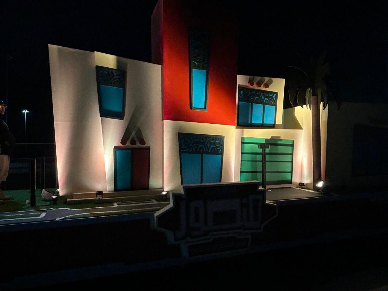 mansour-festival-illuminated-house-float