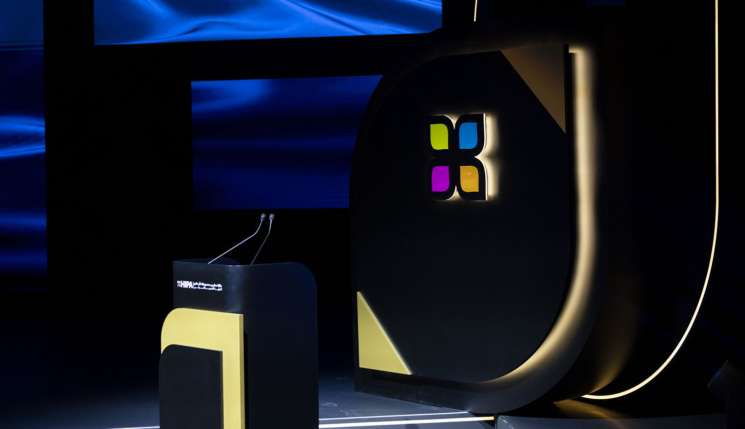hipa-awards-dubai-hipa-logo-stage-element-2023