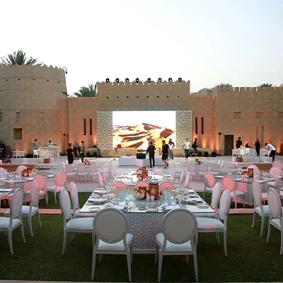 outdoor-gala-dinner-fort-courtyard-led-screen-dubai-uae-event-production.webp