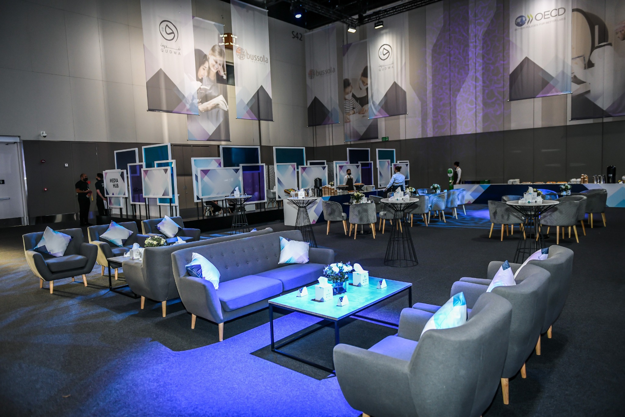 qudwa-pisa-forum-media-lounge-networking-area-dubai-2022