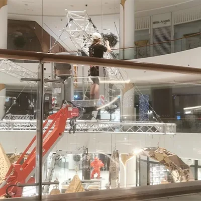 shopping-mall-ceiling-truss-installation-rigging-uae