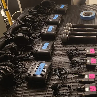 tech-comms-pack-mics-table