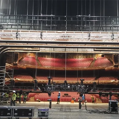 theatre-auditorium-rigging-installation-truss-uae