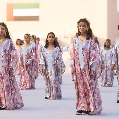 uae-girls-traditional-dresses-national-day-celebration-uae