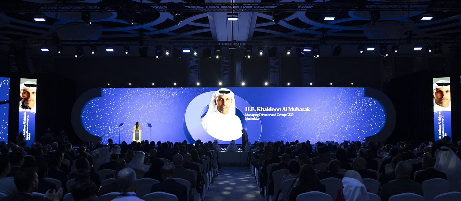 investopia-2024-main-plenary-led-stage-abu-dhabi
