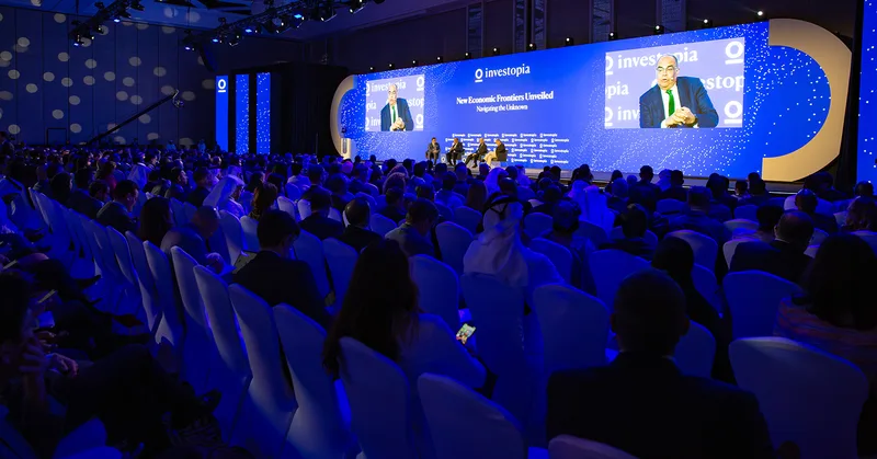 investopia-2024-panel-session-large-led-wall-abu-dhabi